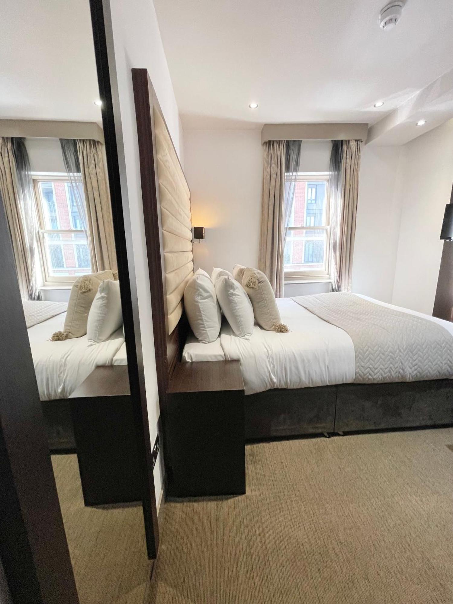 Maitrise Hotel London Exterior photo